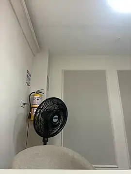 Snapshot of theladymonserrateshow chatting on February 11, 2026, 11:48 am theladymonserrateshow online show from February 11, 2026, 11:48 am