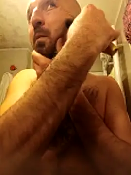 Snapshot of krerem chatting on February 13, 2026, 12:23 pm krerem online show from February 13, 2026, 12:23 pm