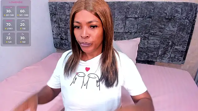 Snapshot of Layla_lell chatting on October 14, 2025, 3:13 pm Layla lell online show from October 14, 2025, 3:13 pm