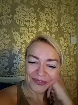 Snapshot of demidelightfulxx chatting on October 9, 2025, 7:39 am demidelightfulxx online show from October 9, 2025, 7:39 am