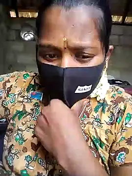 Snapshot of Tamil_Hot_Sandy chatting on November 22, 2025, 4:33 am Tamil Hot Sandy online show from November 22, 2025, 4:33 am