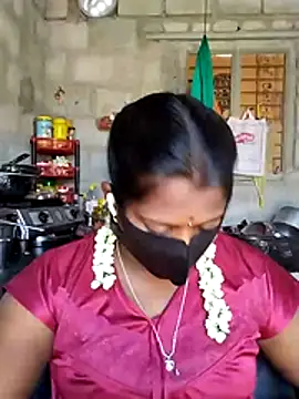 Snapshot of Tamil_Hot_Sandy chatting on February 12, 2026, 5:02 am Tamil Hot Sandy online show from February 12, 2026, 5:02 am