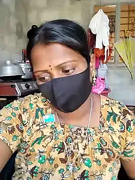 Snapshot of Tamil_Hot_Sandy chatting on February 13, 2026, 7:15 am Tamil Hot Sandy online show from February 13, 2026, 7:15 am