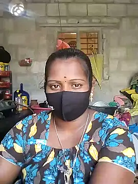 Snapshot of Tamil_Hot_Sandy chatting on February 19, 2026, 10:22 am Tamil Hot Sandy online show from February 19, 2026, 10:22 am