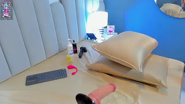 loly honey online show from October 21, 2025, 11:44 am