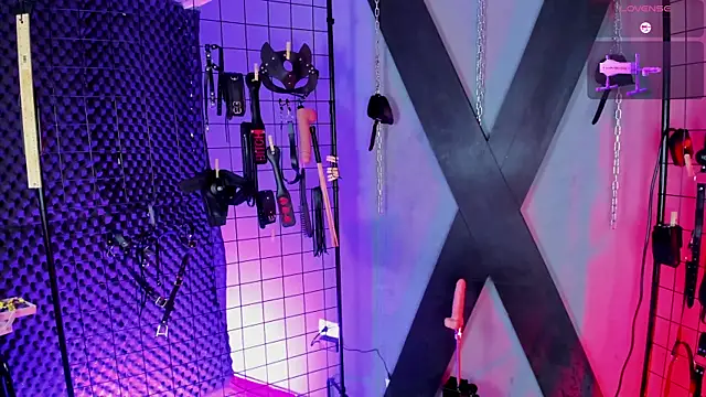 Snapshot of MissAlison_Monica_bdsm chatting on November 4, 2025, 7:02 pm MissAlison Monica bdsm online show from November 4, 2025, 7:02 pm