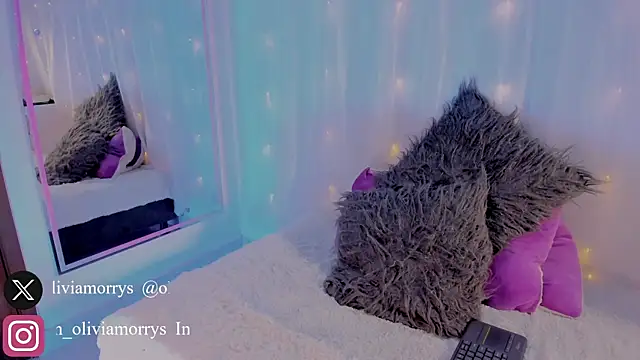 Olivia Morrys online show from July 31, 2026, 4:17 pm