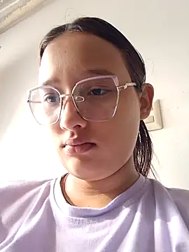 young dairy01 online show from October 2, 2025, 12:12 pm