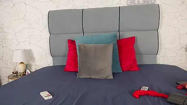 AngieBrookk online show from March 26, 2026, 8:42 am