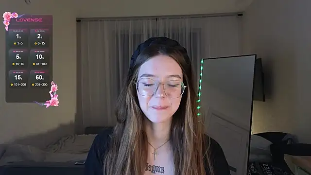 Snapshot of Tofumuchh chatting on October 31, 2025, 6:25 am Tofumuchh online show from October 31, 2025, 6:25 am