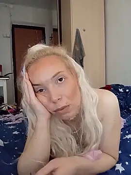 Conny Shellie online show from November 9, 2025, 11:52 am