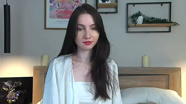 AnaMoonlight online show from April 12, 2026, 8:41 am