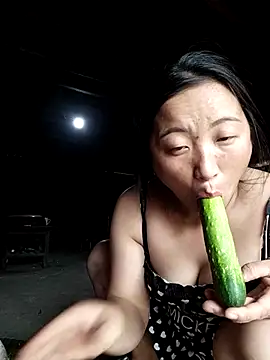 Snapshot of zhen-zo chatting on October 23, 2025, 3:39 am zhen-zo online show from October 23, 2025, 3:39 am