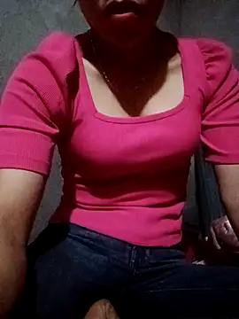 Snapshot of nhinhi-sexy chatting on November 2, 2025, 10:50 am nhinhi-sexy online show from November 2, 2025, 10:50 am