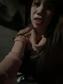 nhinhi-sexy online show from January 12, 2026, 9:53 pm