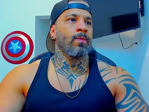 Snapshot of JoshRigby chatting on October 13, 2025, 7:36 pm JoshRigby online show from October 13, 2025, 7:36 pm