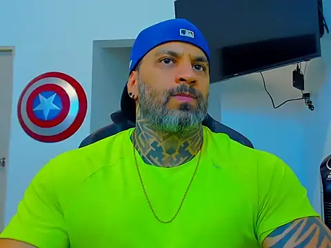 Snapshot of JoshRigby chatting on October 22, 2025, 8:08 pm JoshRigby online show from October 22, 2025, 8:08 pm