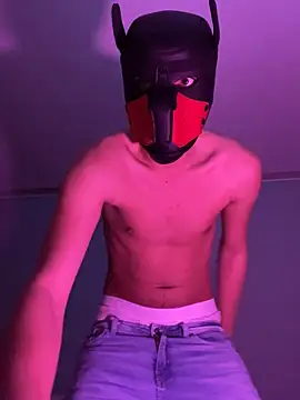 Snapshot of zamir333 chatting on October 16, 2025, 5:52 am zamir333 online show from October 16, 2025, 5:52 am