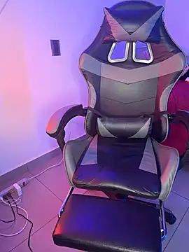 zamir333 online show from March 29, 2026, 1:16 am