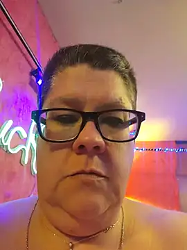 Snapshot of violentviolet68 chatting on May 26, 2026, 11:01 pm violentviolet68 online show from May 26, 2026, 11:01 pm