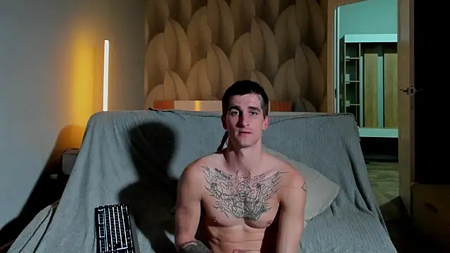 Snapshot of sweet_smith8 chatting on November 9, 2025, 5:00 pm sweet smith8 online show from November 9, 2025, 5:00 pm