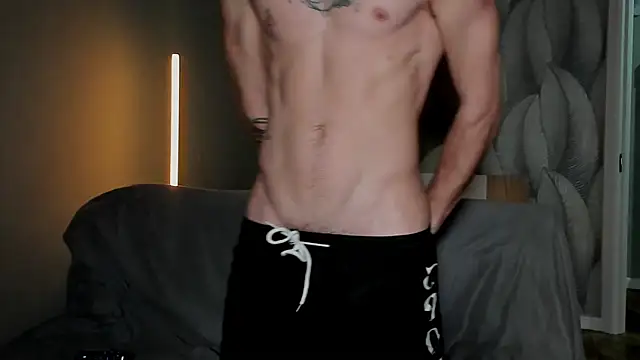 Snapshot of sweet_smith8 chatting on November 10, 2025, 6:40 pm sweet smith8 online show from November 10, 2025, 6:40 pm