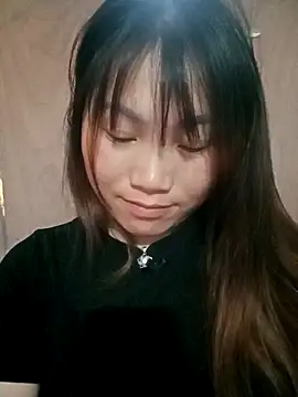 min-xinh online show from April 4, 2026, 4:00 am