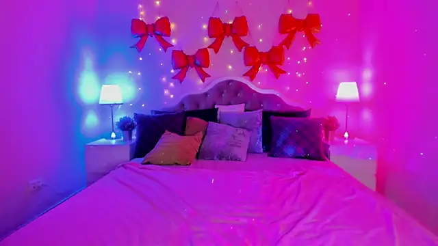 Snapshot of CamillaDreamer chatting on March 12, 2026, 7:53 pm CamillaDreamer online show from March 12, 2026, 7:53 pm