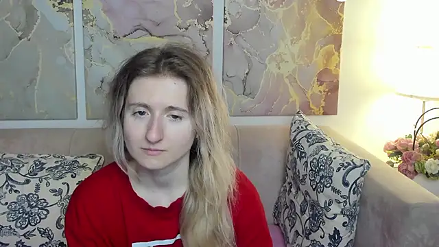 CamillaDreamer online show from May 21, 2026, 12:12 pm