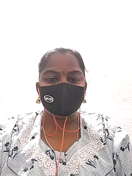 Snapshot of Tamil_Hot_Sindhu chatting on October 3, 2025, 5:15 am Tamil Hot Sindhu online show from October 3, 2025, 5:15 am