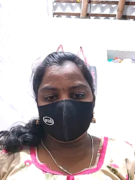 Snapshot of Tamil_Hot_Sindhu chatting on October 13, 2025, 5:35 pm Tamil Hot Sindhu online show from October 13, 2025, 5:35 pm