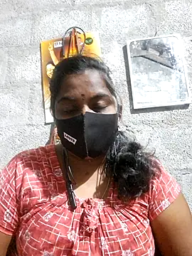 Snapshot of Tamil_Hot_Sindhu chatting on February 8, 2026, 5:05 pm Tamil Hot Sindhu online show from February 8, 2026, 5:05 pm