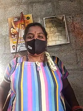 Snapshot of Tamil_Hot_Sindhu chatting on February 12, 2026, 5:13 am Tamil Hot Sindhu online show from February 12, 2026, 5:13 am