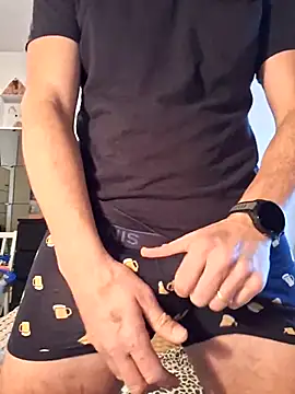 Snapshot of Nikbullx chatting on November 11, 2025, 11:21 am Nikbullx online show from November 11, 2025, 11:21 am