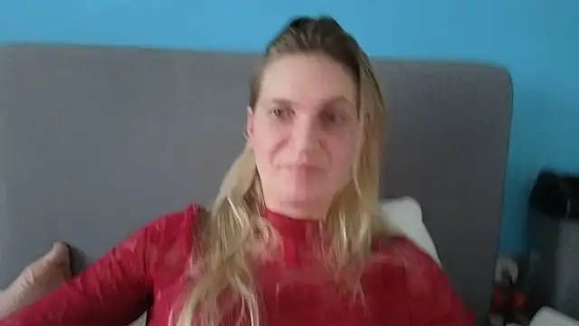 Snapshot of linterditehot chatting on November 1, 2025, 1:24 pm linterditehot online show from November 1, 2025, 1:24 pm