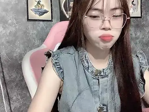 Snapshot of Ellie039 chatting on October 2, 2025, 4:14 pm Ellie039 online show from October 2, 2025, 4:14 pm