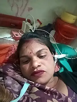 Snapshot of SHMA-77 chatting on February 15, 2026, 3:31 pm SHMA-77 online show from February 15, 2026, 3:31 pm