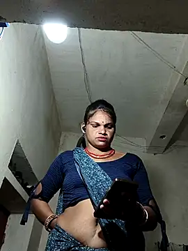Snapshot of SHMA-77 chatting on July 14, 2026, 2:45 pm SHMA-77 online show from July 14, 2026, 2:45 pm