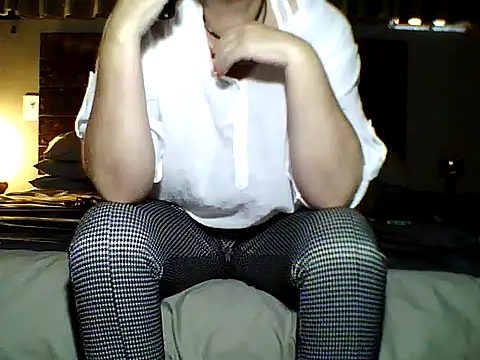 Snapshot of Ab_fun chatting on October 25, 2025, 11:51 am Ab fun online show from October 25, 2025, 11:51 am