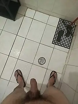 Snapshot of Wess1987 chatting on November 17, 2025, 3:23 am Wess1987 online show from November 17, 2025, 3:23 am