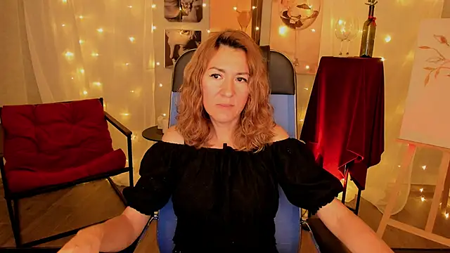 DonnaSmitth online show from November 25, 2025, 11:54 am