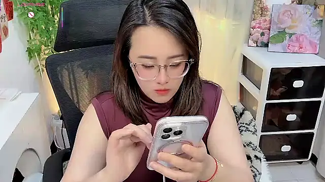 NEWONETO online show from February 16, 2026, 1:35 am