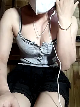 LenaCii online show from October 14, 2025, 5:03 pm