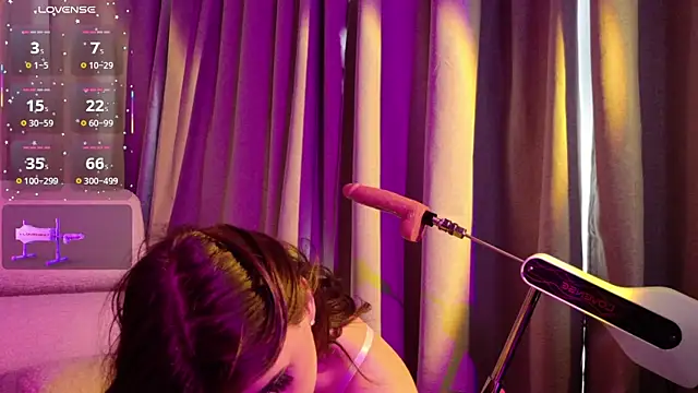 Snapshot of EvaaLane chatting on October 7, 2025, 7:16 am EvaaLane online show from October 7, 2025, 7:16 am