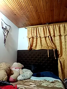 Snapshot of QueenBDSM chatting on November 9, 2025, 3:16 am QueenBDSM online show from November 9, 2025, 3:16 am