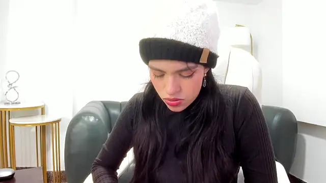 Misaki Kai online show from April 17, 2026, 5:10 am