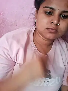 Snapshot of Mamta-Thakur chatting on November 1, 2025, 7:10 am Mamta-Thakur online show from November 1, 2025, 7:10 am