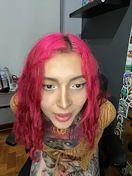 Snapshot of SelenaRouge1 chatting on November 6, 2025, 3:40 am SelenaRouge1 online show from November 6, 2025, 3:40 am