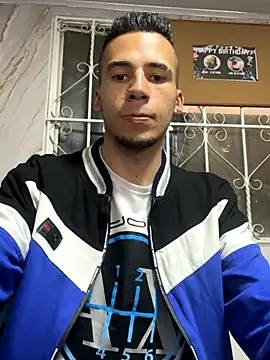 Snapshot of wiland_hot23 chatting on October 9, 2025, 8:51 pm wiland hot23 online show from October 9, 2025, 8:51 pm