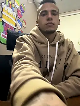 Snapshot of wiland_hot23 chatting on November 13, 2025, 6:34 am wiland hot23 online show from November 13, 2025, 6:34 am